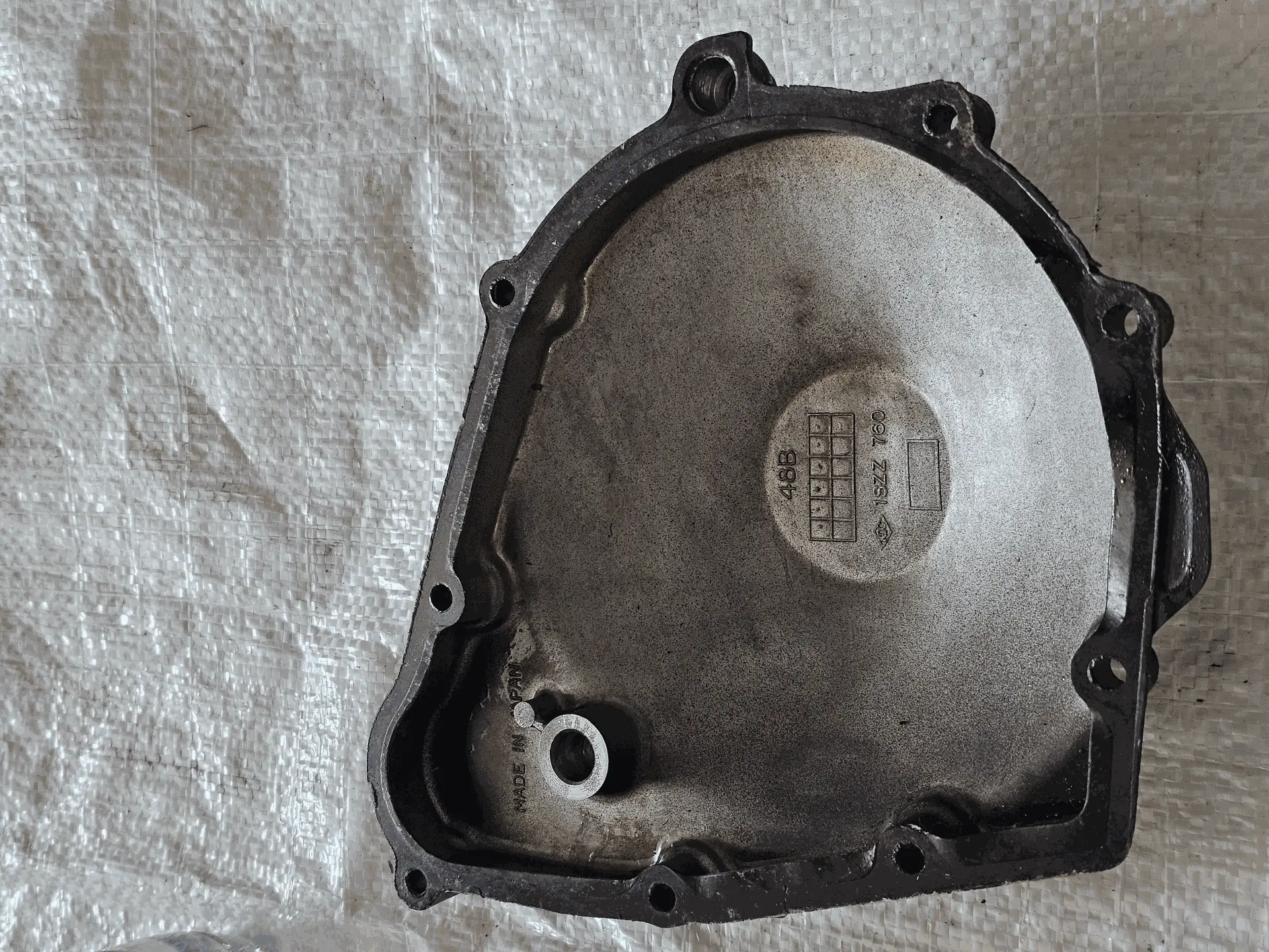 Suzuki GSX 1100 F 1987- 1994 CÁRTER TAPA CUBIERTA IZQUIERDA – image 2 Suzuki GSX 1100 F 1987- 1994 CÁRTER TAPA CUBIERTA IZQUIERDA - view 2